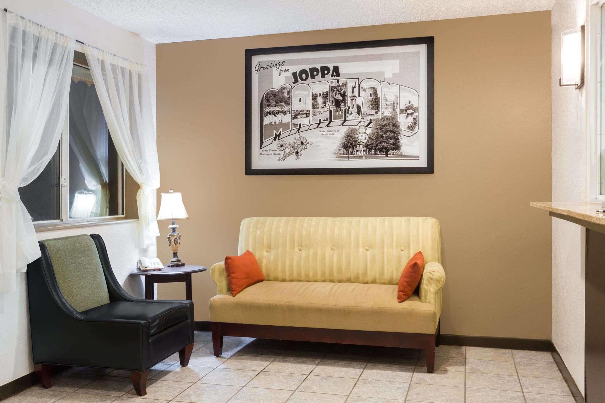 Hotel Super 8 By Wyndham Joppa Esterno foto